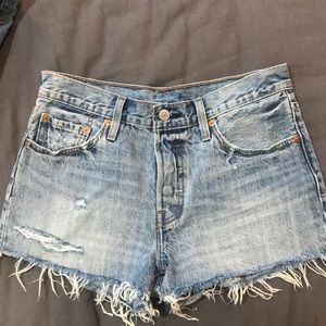 Levi jean shorts